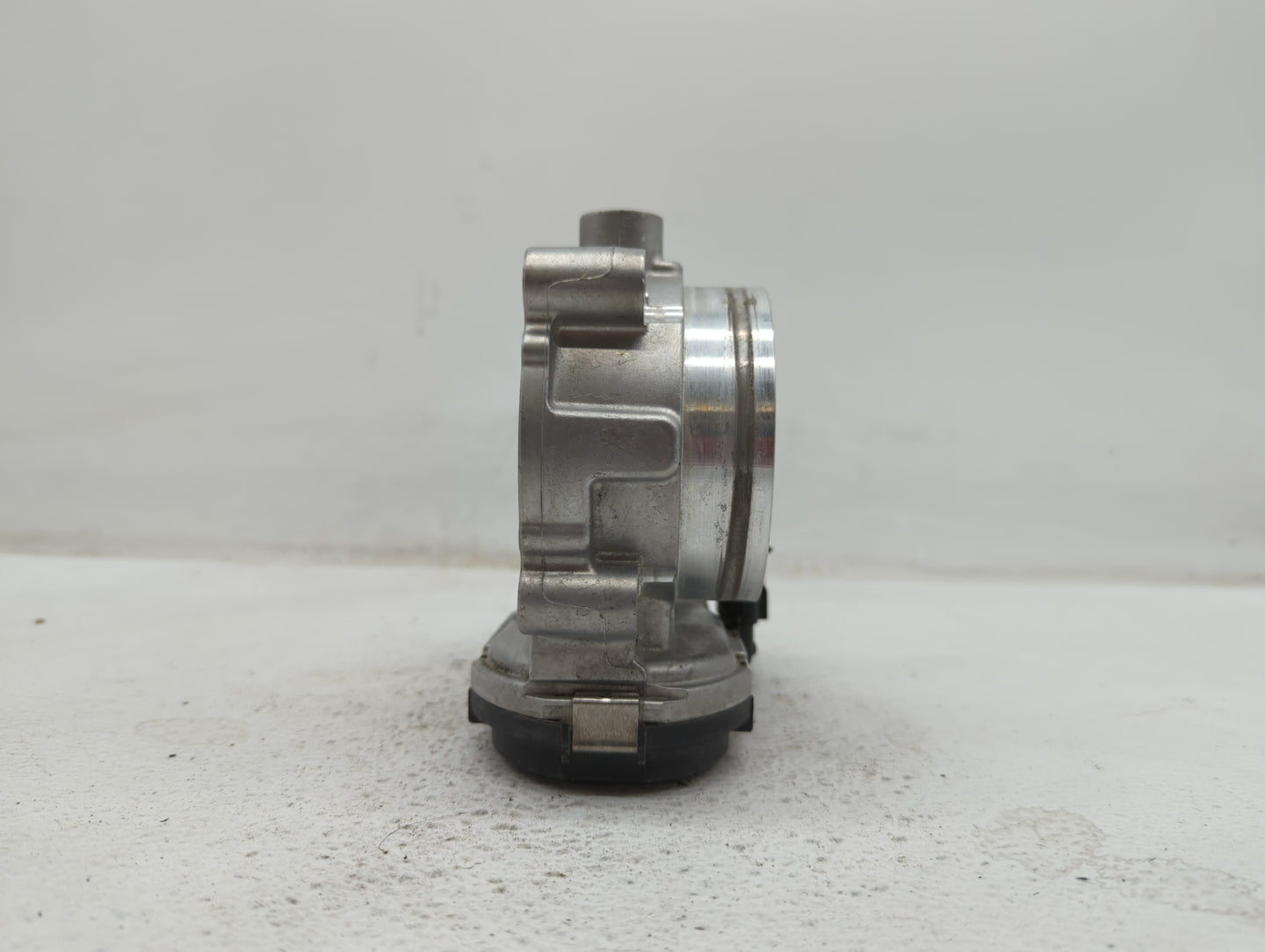 2014 Dodge Caravan Throttle Body P/N:05184349AC 05184349AE, 05184349AF Fits Fits 2011 2012 2013 2015 2016 2017 2018 2019 OEM