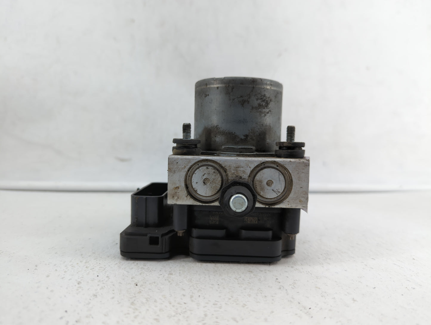 2014 Dodge Caravan ABS Pump Control Module Replacement P/N:68183803AC P68183803AC Fits OEM Used Auto Parts - Oemusedautopart