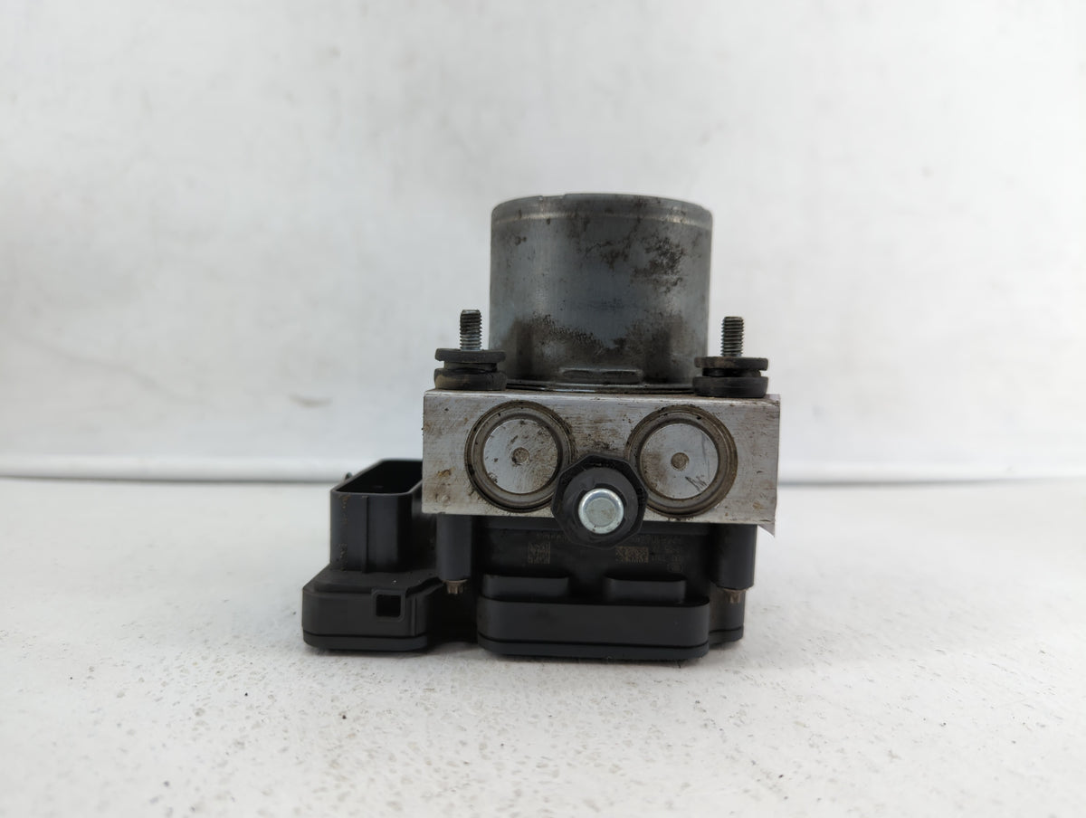 2014 Dodge Caravan Anti-Lock Brake ABS Pump Module Actuator OEM P/N:68183803AC P68183803AC Fits OEM Used Auto Parts - Oemuse