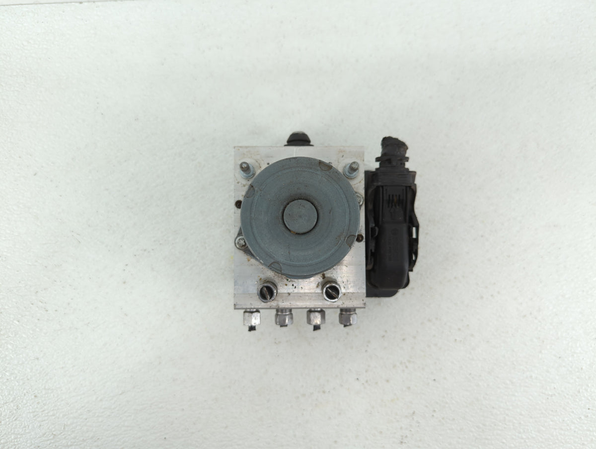 2014 Dodge Caravan Anti-Lock Brake ABS Pump Module Actuator OEM P/N:P68183803AC Fits OEM Used Auto Parts - Oemusedautoparts1