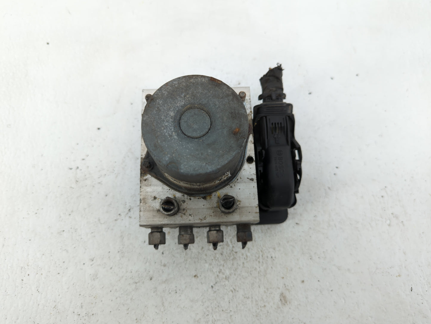 2014 Dodge Caravan ABS Pump Control Module Replacement P/N:P68183803AC Fits OEM Used Auto Parts - Oemusedautoparts1.com