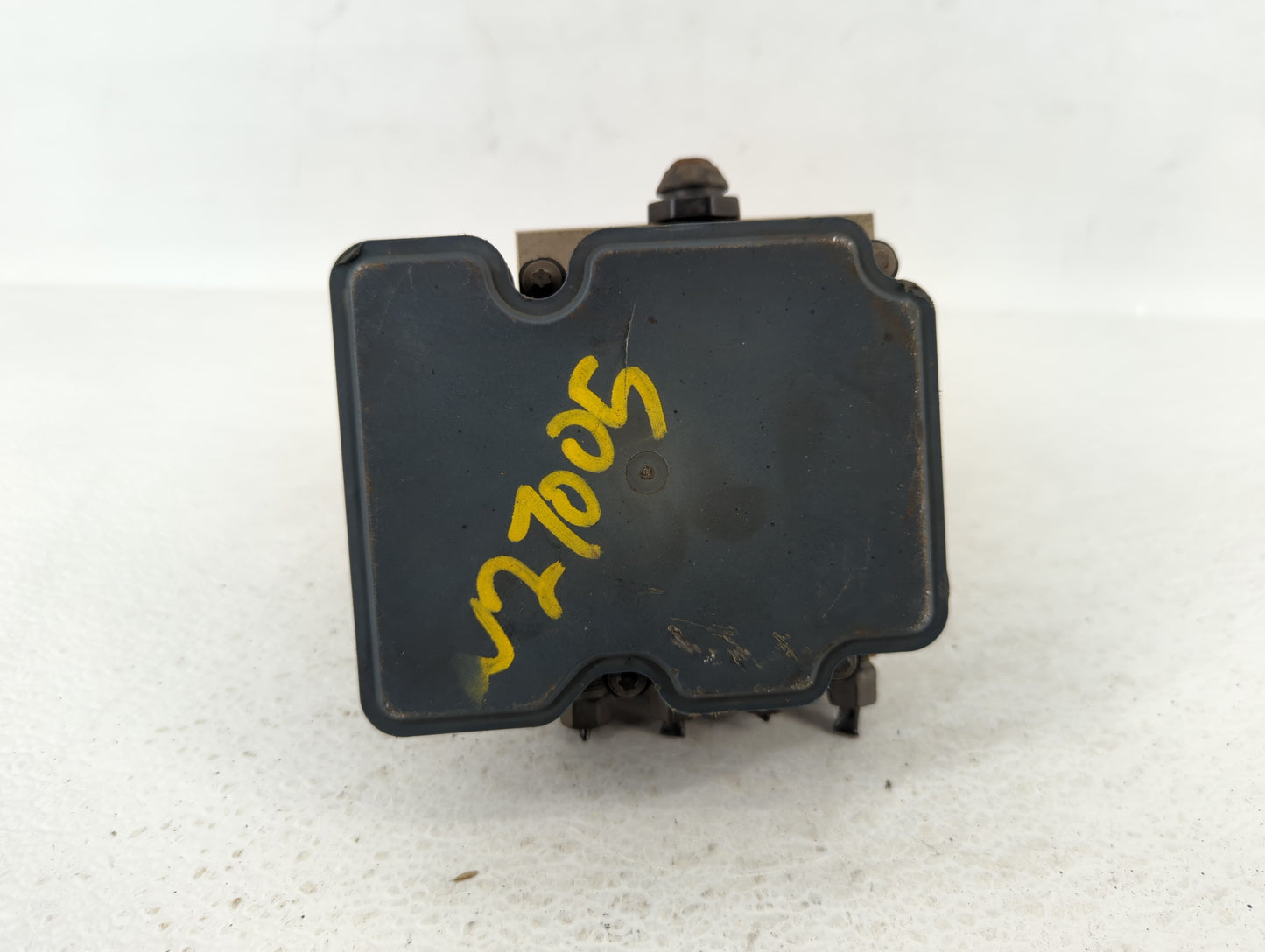 2014 Dodge Caravan ABS Pump Control Module Replacement P/N:P68183803AC Fits OEM Used Auto Parts - Oemusedautoparts1.com