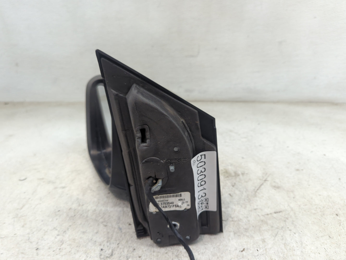 2014 Dodge Caravan Driver Side View Mirror - Left Door Mirror OEM Used - Oemusedautoparts1.com
