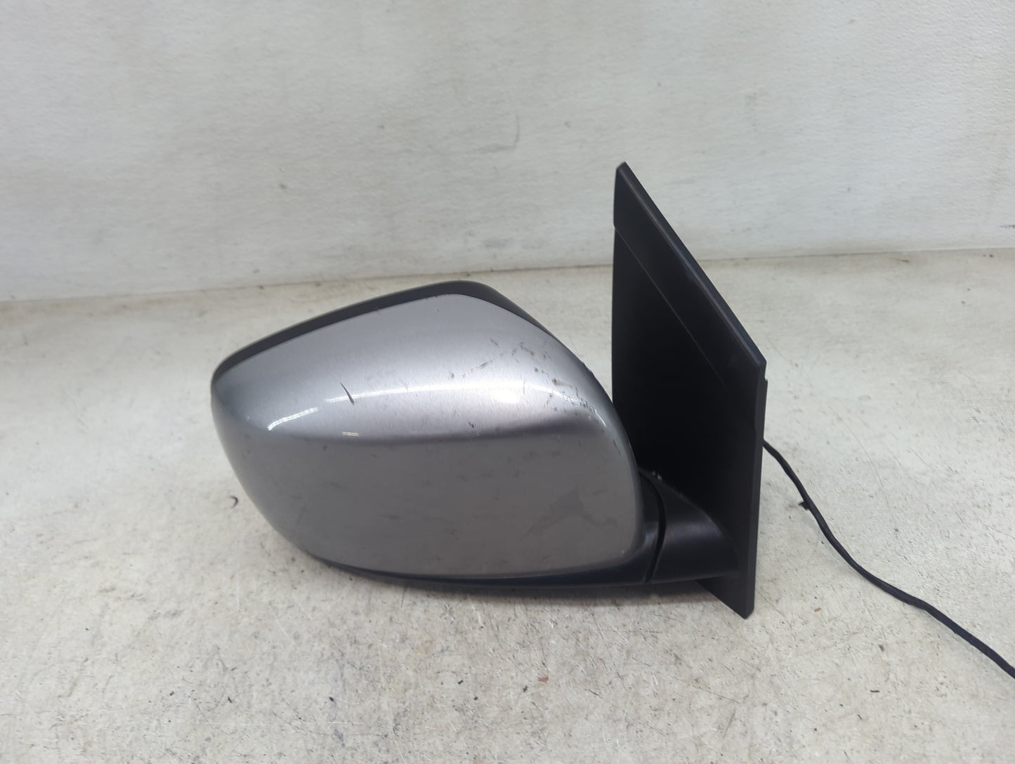 2014 Dodge Caravan Passenger Side View Mirror - Right Door Mirror OEM Used - Oemusedautoparts1.com