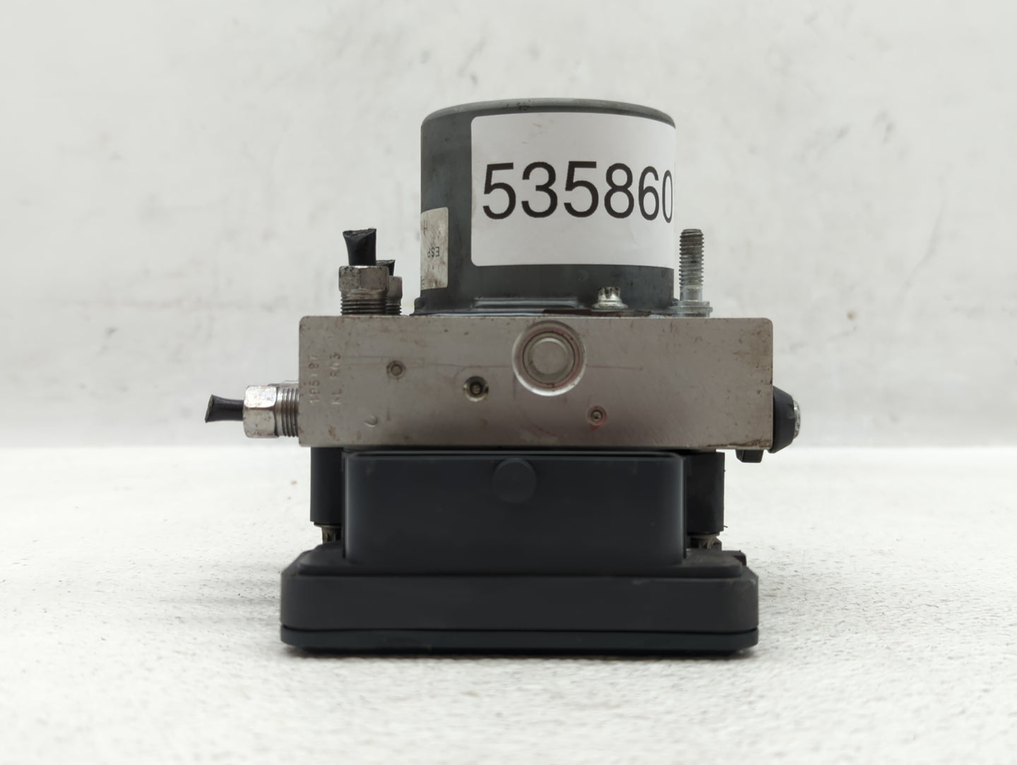 2014 Dodge Caravan ABS Pump Control Module Replacement P/N:P68183803AC Fits OEM Used Auto Parts - Oemusedautoparts1.com