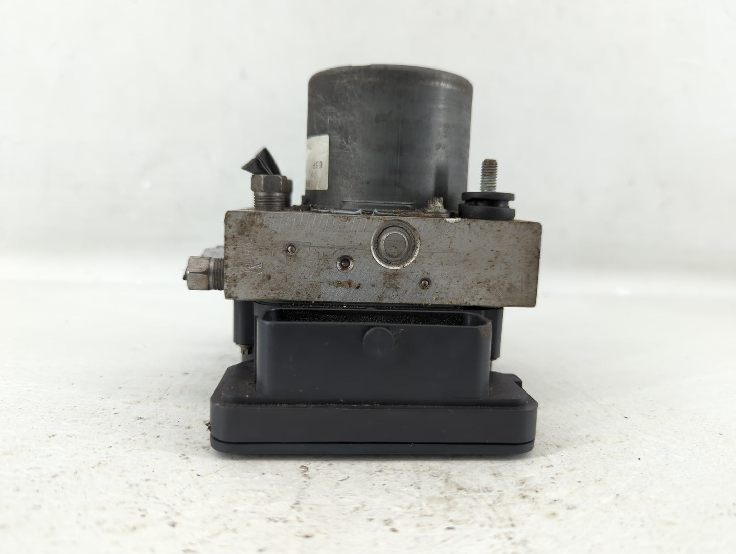 2014 Dodge Caravan ABS Pump Control Module Replacement P/N:68183803AC Fits OEM Used Auto Parts - Oemusedautoparts1.com