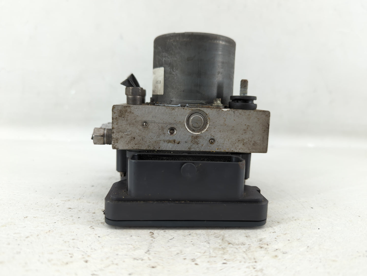 2014 Dodge Caravan ABS Pump Control Module Replacement P/N:68183803AC Fits OEM Used Auto Parts - Oemusedautoparts1.com