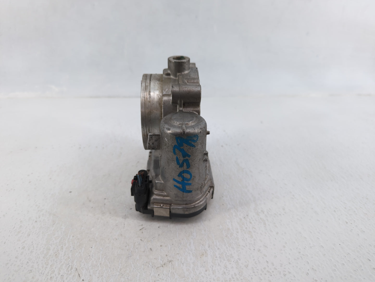 2014 Dodge Caravan Throttle Body P/N:05184349AC Fits Fits 2011 2012 2013 2015 2016 2017 2018 2019 2020 2021 2022 OEM Used Au