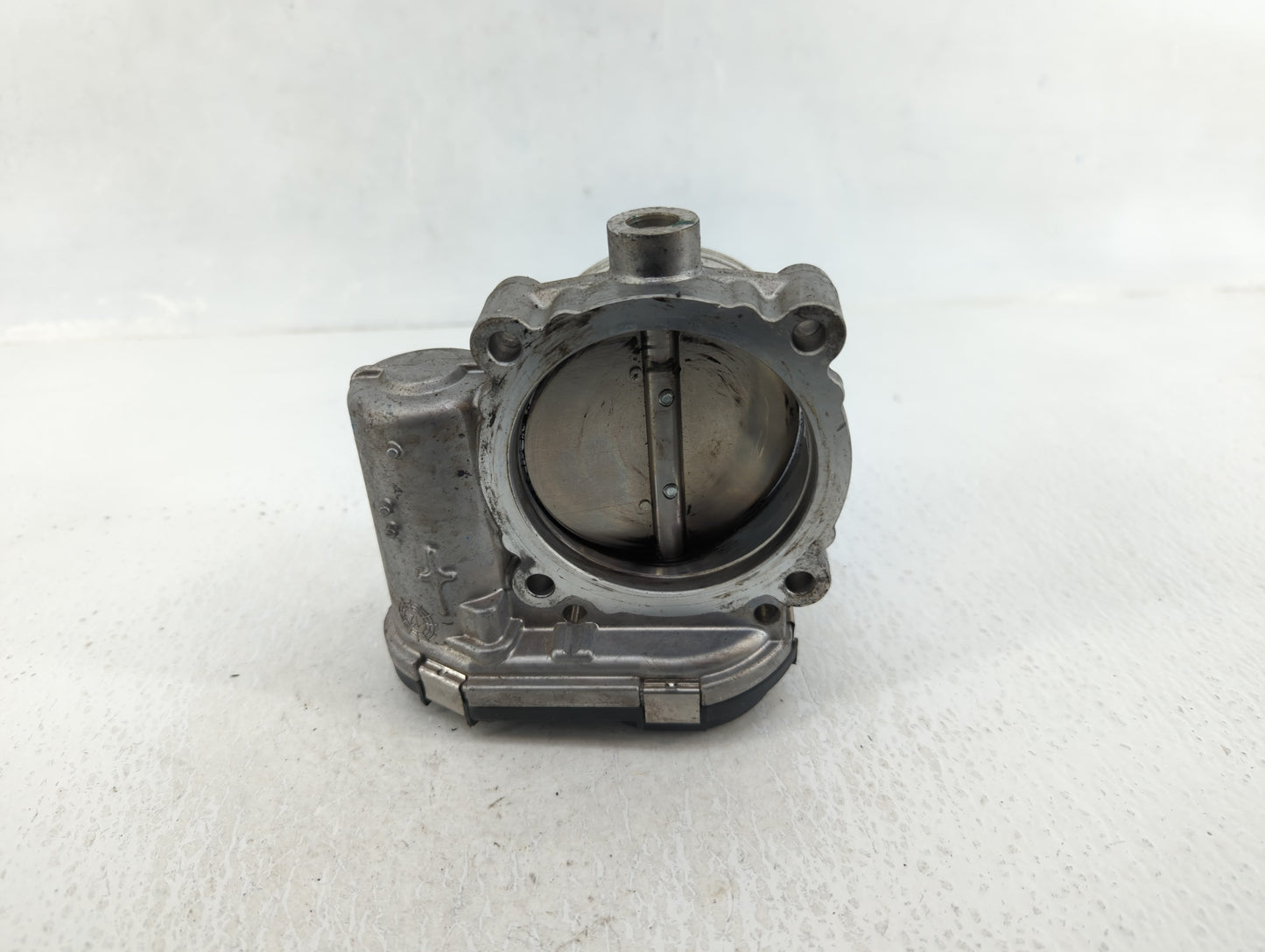 2014 Dodge Caravan Throttle Body P/N:05184349AC Fits Fits 2011 2012 2013 2015 2016 2017 2018 2019 2020 2021 2022 OEM Used Au