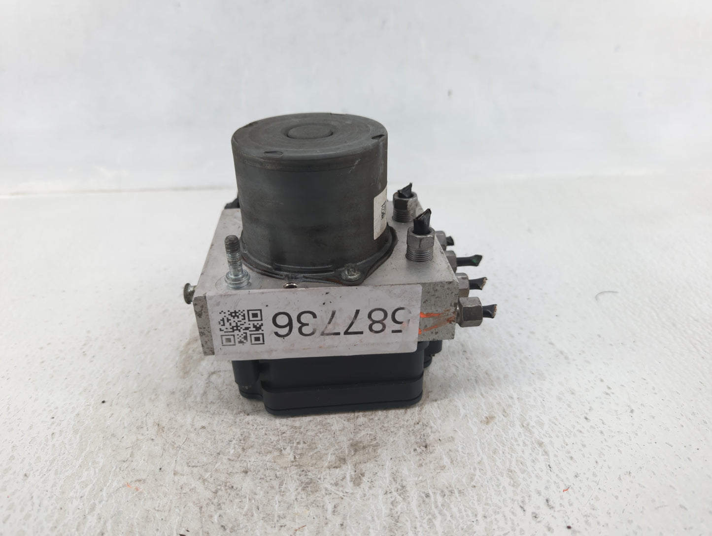 2014 Dodge Caravan ABS Pump Control Module Replacement P/N:P68183803AC Fits OEM Used Auto Parts - Oemusedautoparts1.com