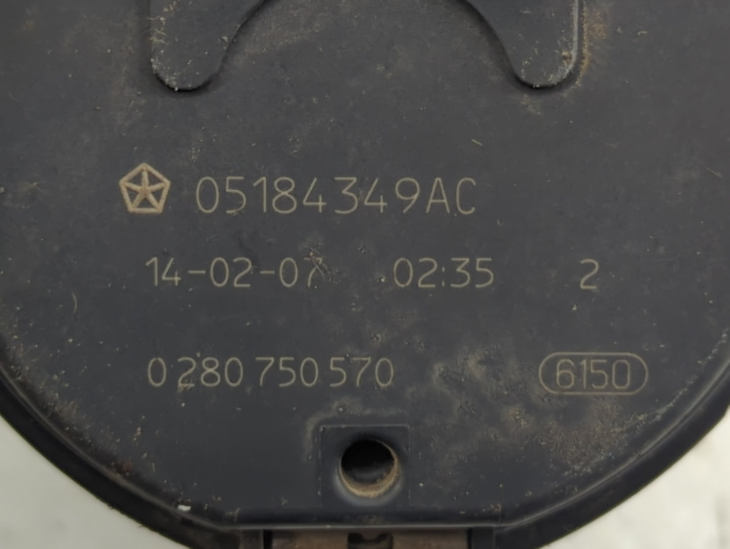 2014 Dodge Caravan Throttle Body P/N:05184349AC Fits Fits 2011 2012 2013 2015 2016 2017 2018 2019 2020 2021 2022 OEM Used Au