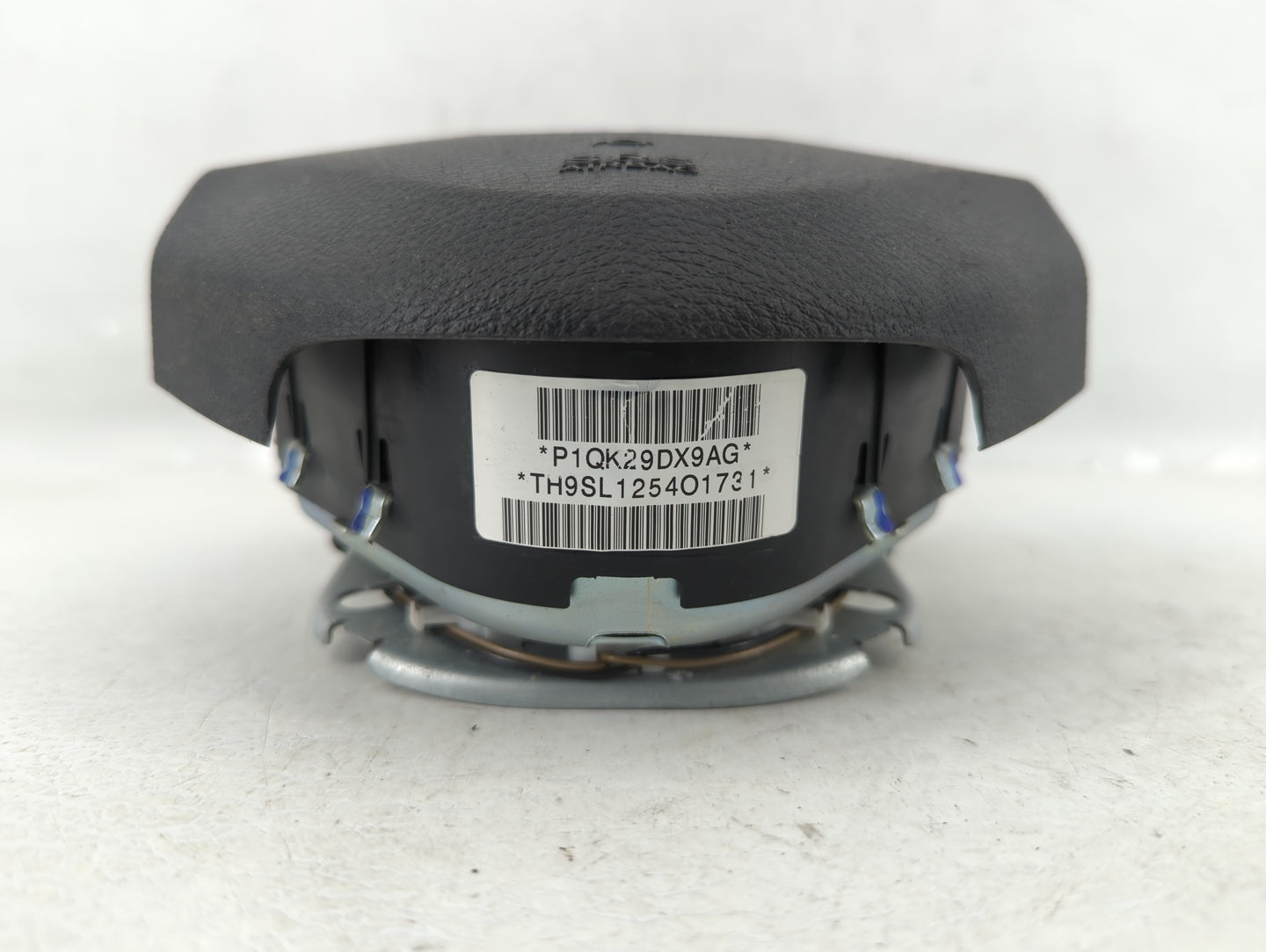 2014 Dodge Caravan Air Bag Driver Left Steering Wheel Mounted P/N:P1QK29DX9AH Fits Fits 2013 2015 2016 2017 2018 2019 2020 O