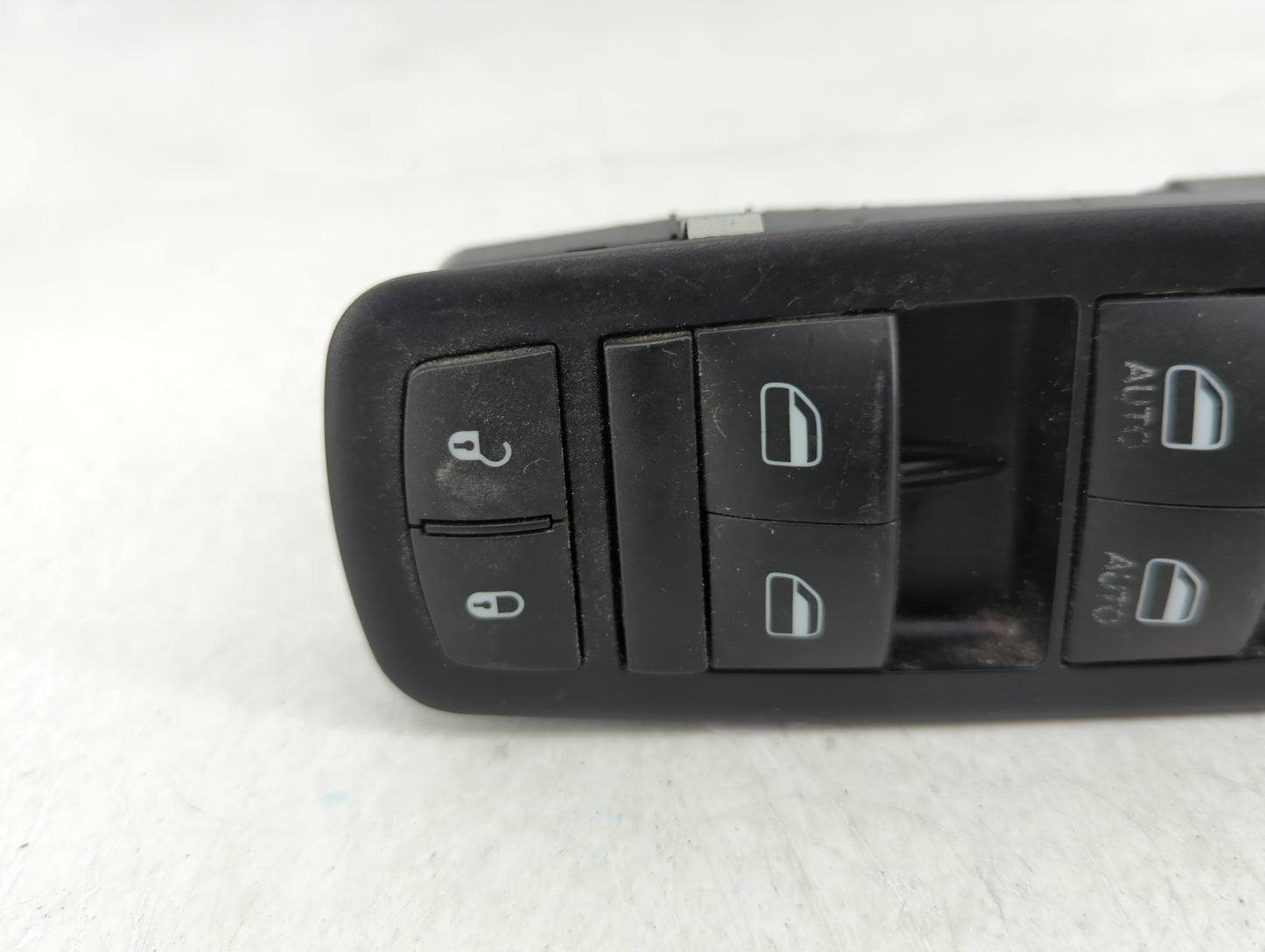 2014 Dodge Caravan Master Power Window Switch Replacement Driver Side Left P/N:68110872AA Fits OEM Used Auto Parts - Oemused