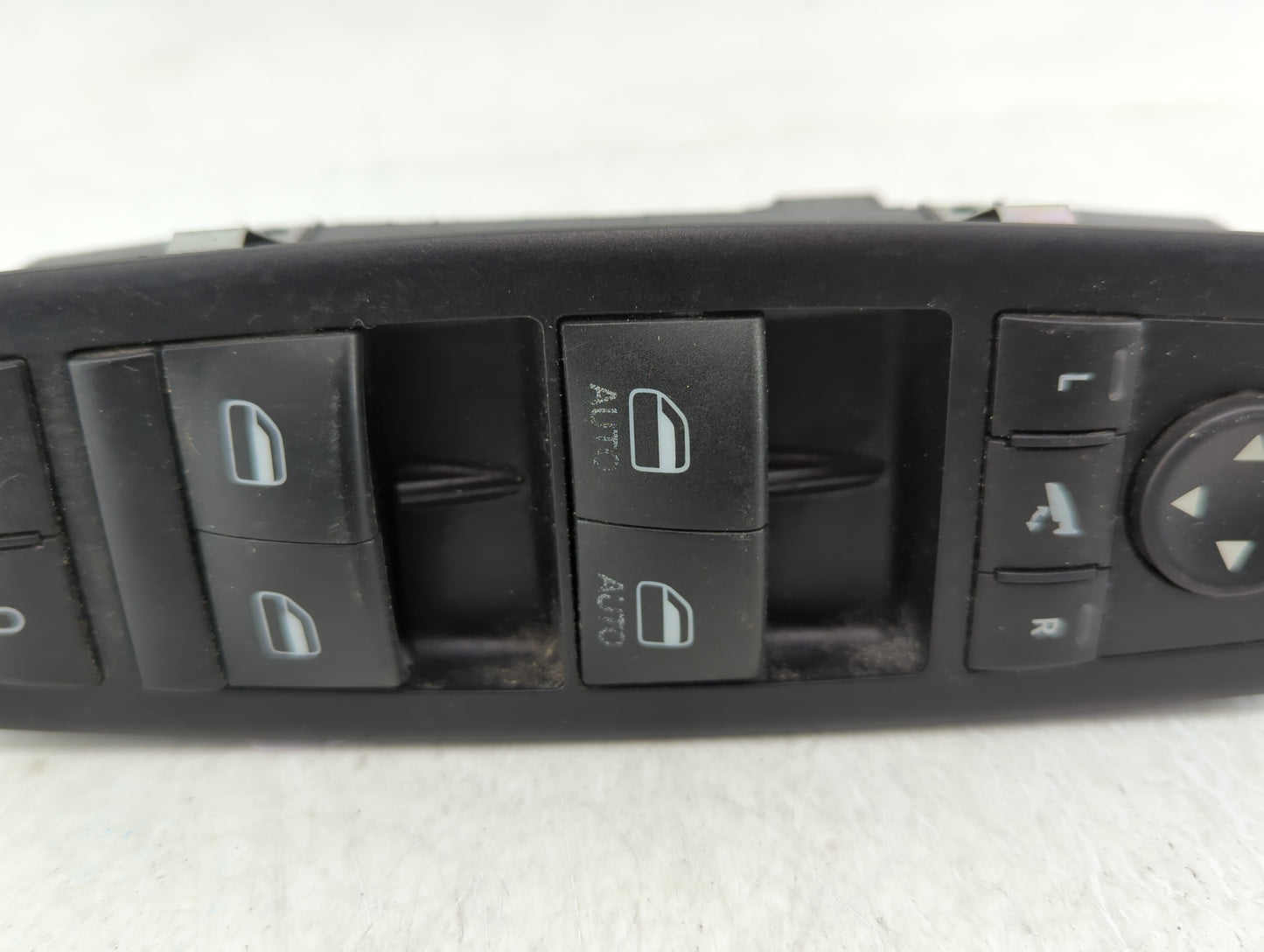 2014 Dodge Caravan Master Power Window Switch Replacement Driver Side Left P/N:68110872AA Fits OEM Used Auto Parts - Oemused