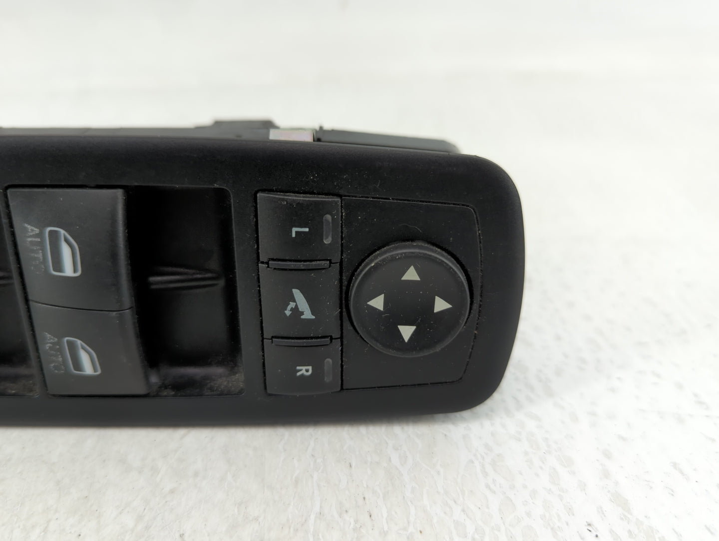 2014 Dodge Caravan Master Power Window Switch Replacement Driver Side Left P/N:68110872AA Fits OEM Used Auto Parts - Oemused