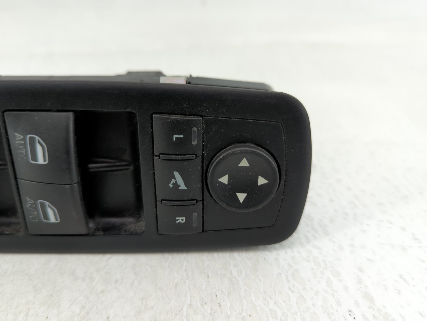 2014 Dodge Caravan Master Power Window Switch Replacement Driver Side Left P/N:68110872AA Fits OEM Used Auto Parts - Oemused