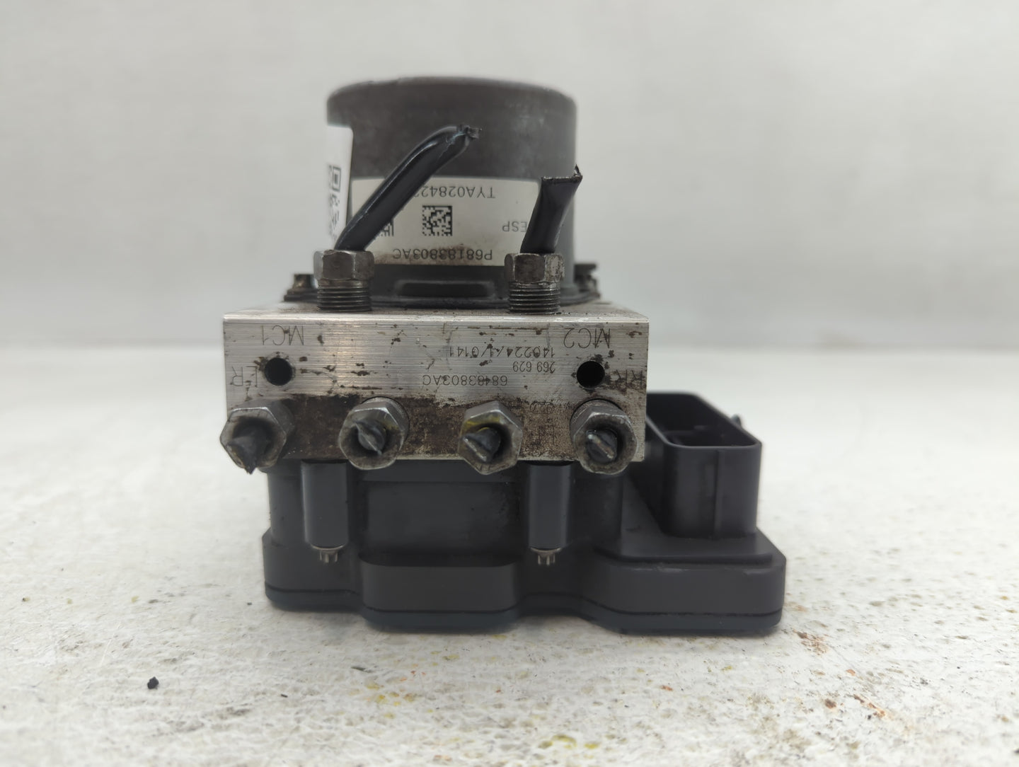 2014 Dodge Caravan ABS Pump Control Module Replacement P/N:68483803AC Fits OEM Used Auto Parts - Oemusedautoparts1.com