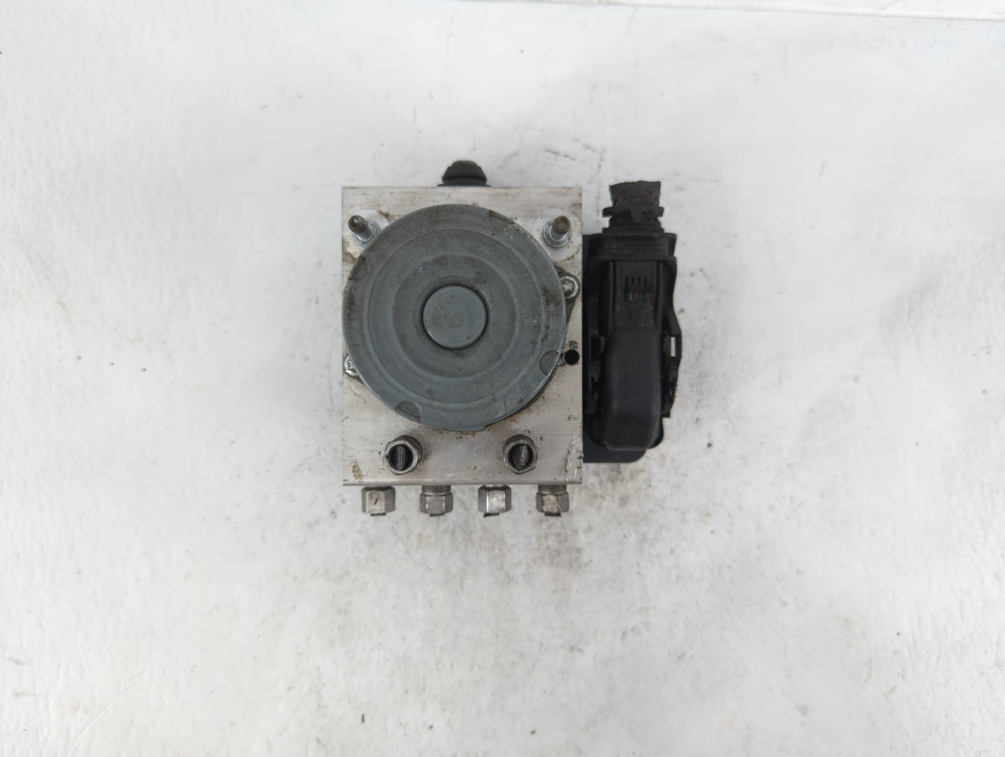 2014 Dodge Caravan ABS Pump Control Module Replacement P/N:68183803AC 140430/1/0822 Fits OEM Used Auto Parts - Oemusedautopa