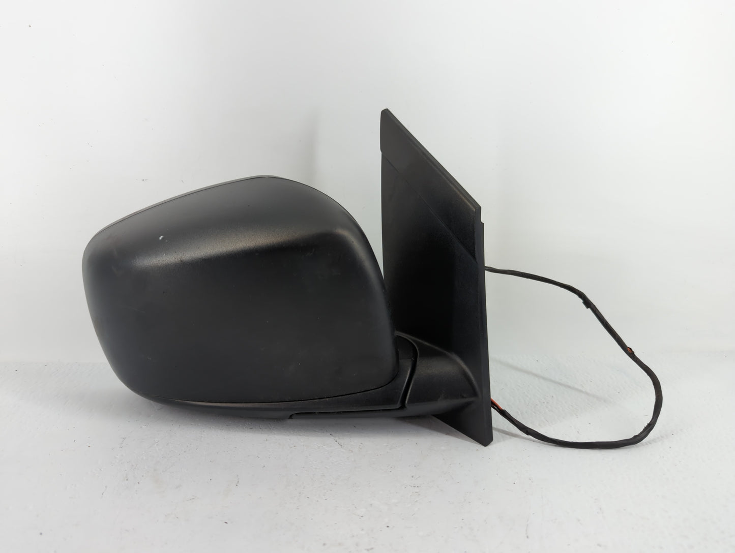 2014 Dodge Caravan Passenger Side View Mirror - Right Door Mirror OEM Used - Oemusedautoparts1.com