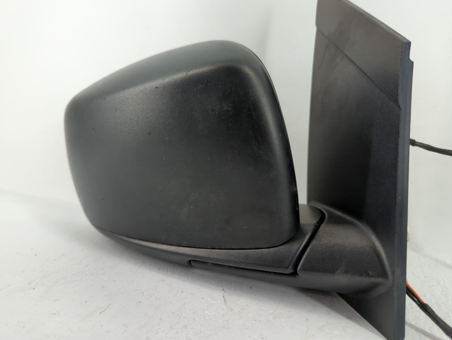 2014 Dodge Caravan Passenger Side View Mirror - Right Door Mirror OEM Used - Oemusedautoparts1.com