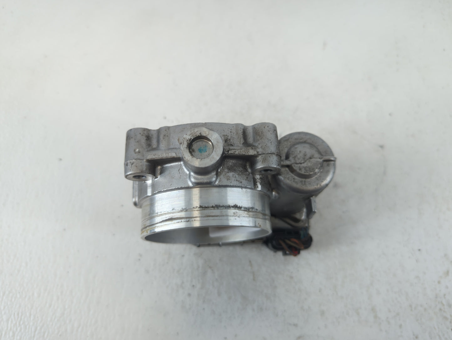 2014 Dodge Caravan Throttle Body P/N:05184349AC Fits Fits 2011 2012 2013 2015 2016 2017 2018 2019 2020 2021 2022 OEM Used Au