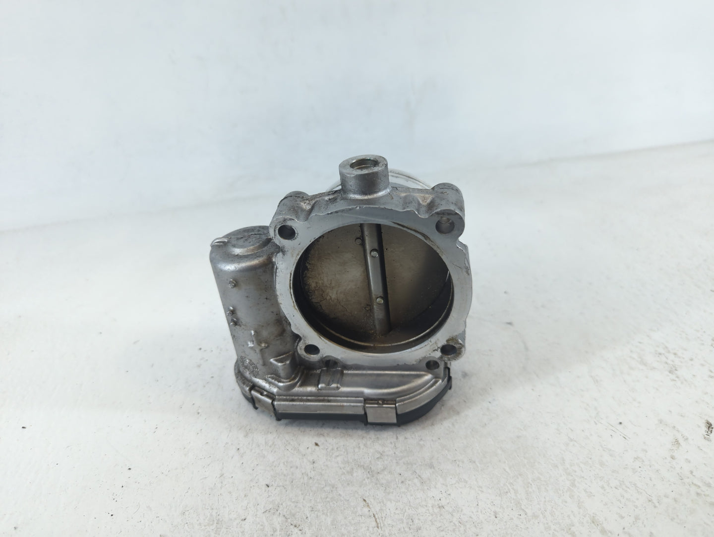 2014 Dodge Caravan Throttle Body P/N:05184349AC Fits Fits 2011 2012 2013 2015 2016 2017 2018 2019 2020 2021 2022 OEM Used Au