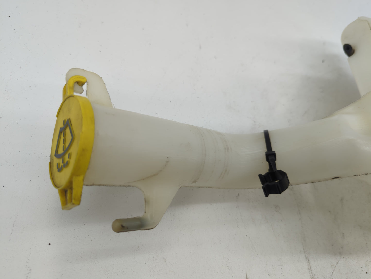 Dodge Caravan Windshield Washer Fluid Reservoir Bottle Oem - Oemusedautoparts1.com