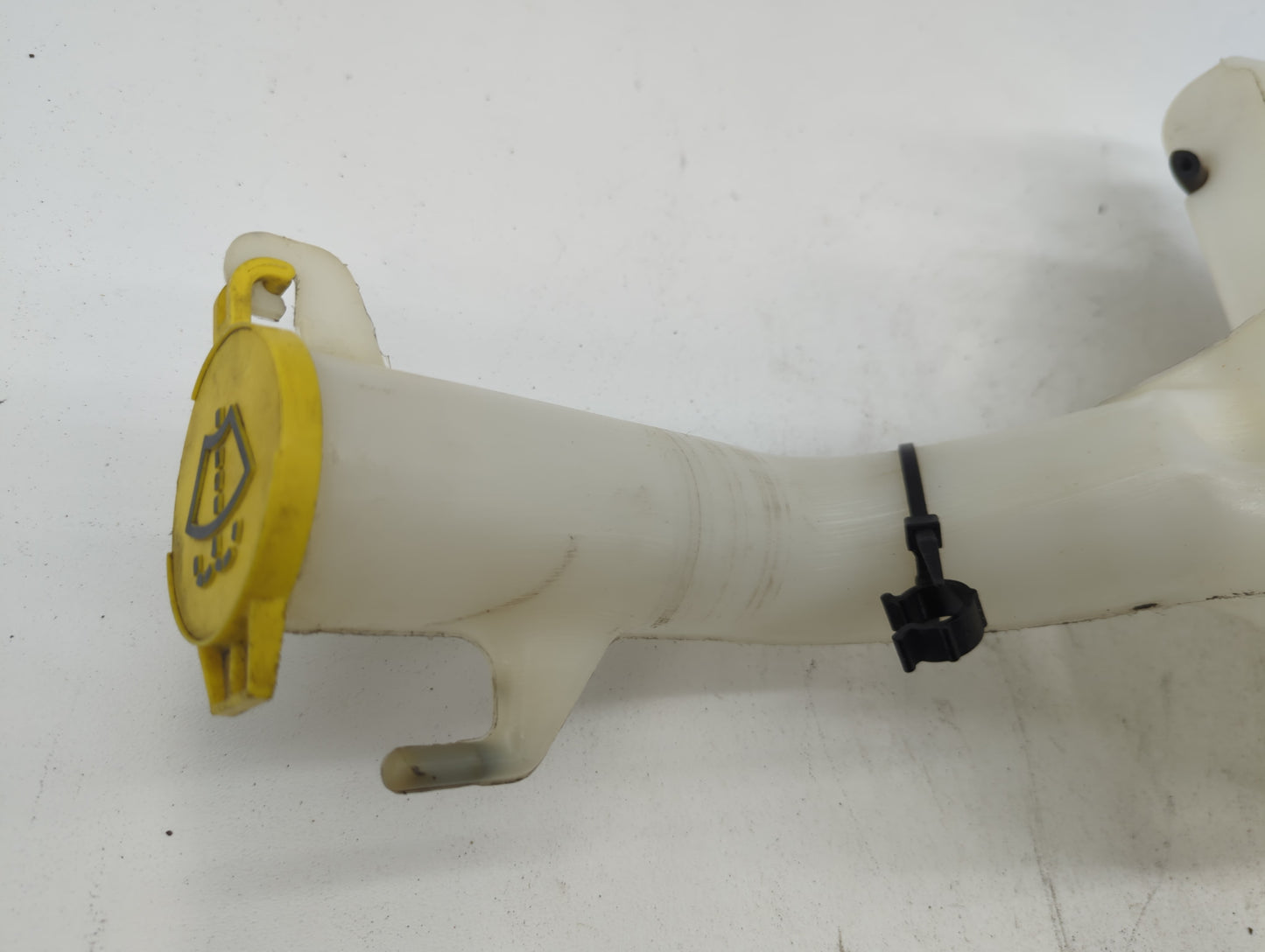 Dodge Caravan Windshield Washer Fluid Reservoir Bottle Oem - Oemusedautoparts1.com
