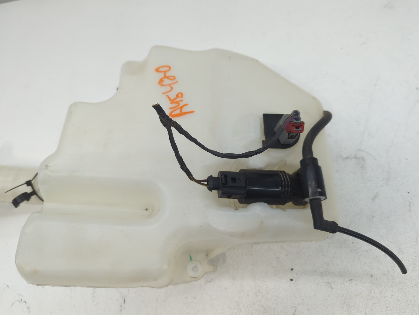 Dodge Caravan Windshield Washer Fluid Reservoir Bottle Oem - Oemusedautoparts1.com