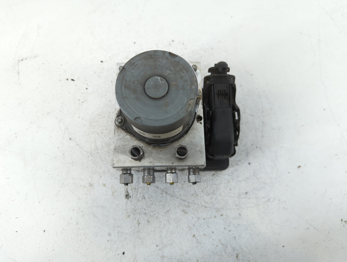 2014 Dodge Caravan Anti-Lock Brake ABS Pump Module Actuator OEM P/N:P68183803AC Fits OEM Used Auto Parts - Oemusedautoparts1