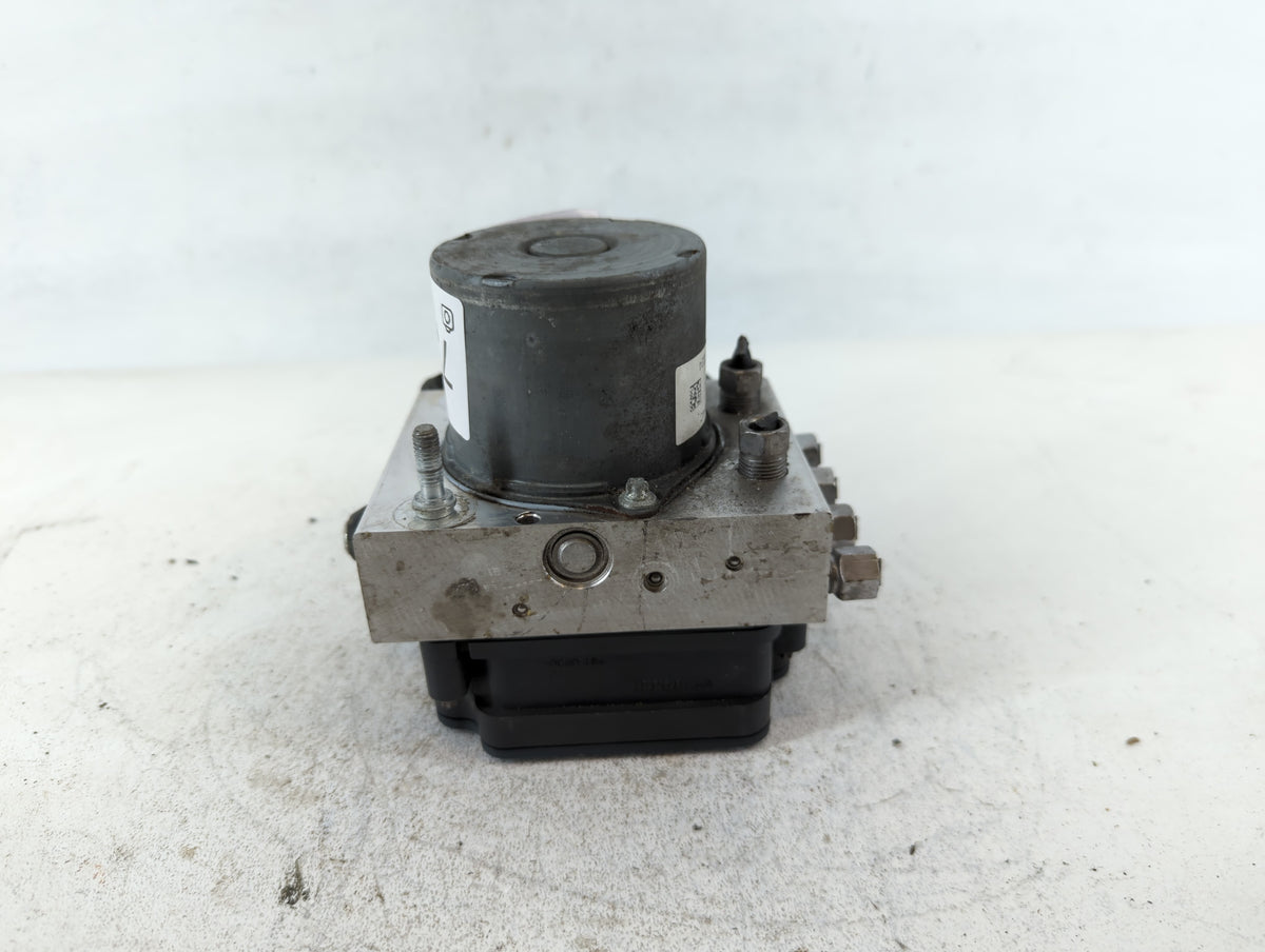 2014 Dodge Caravan Anti-Lock Brake ABS Pump Module Actuator OEM P/N:P68183803AC Fits OEM Used Auto Parts - Oemusedautoparts1