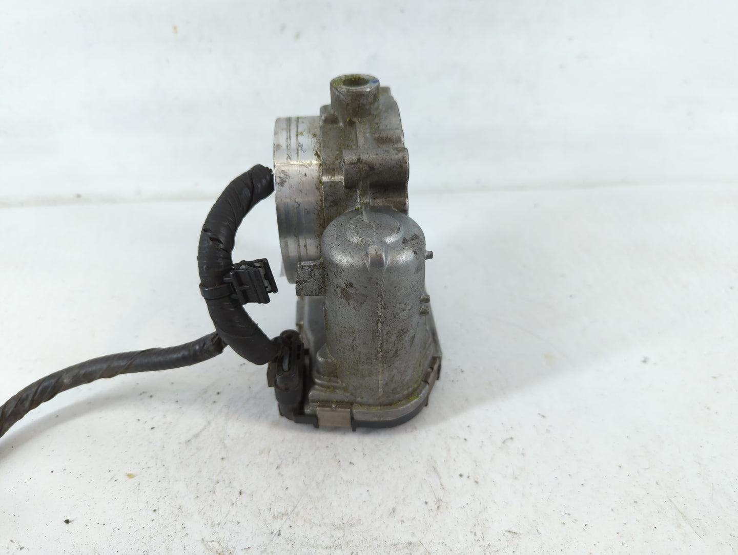 2014 Dodge Caravan Throttle Body P/N:0 280 750 570 05184349AC Fits Fits 2011 2012 2013 2015 2016 2017 2018 2019 2020 2021 20