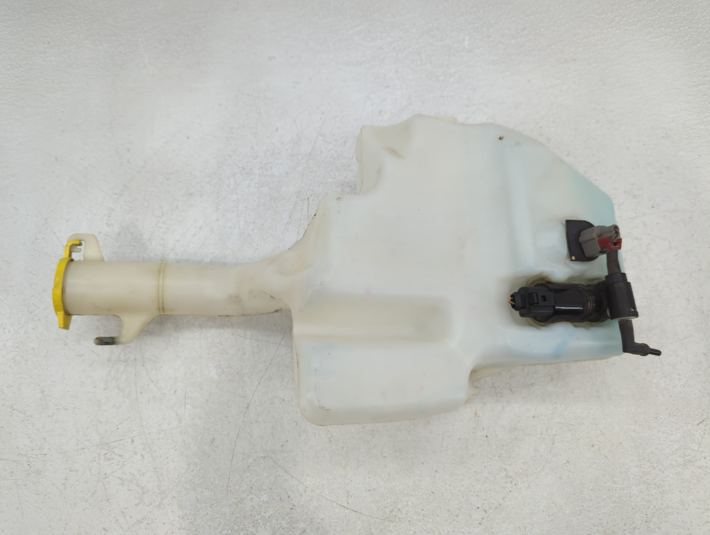 Dodge Caravan Windshield Washer Fluid Reservoir Bottle Oem - Oemusedautoparts1.com