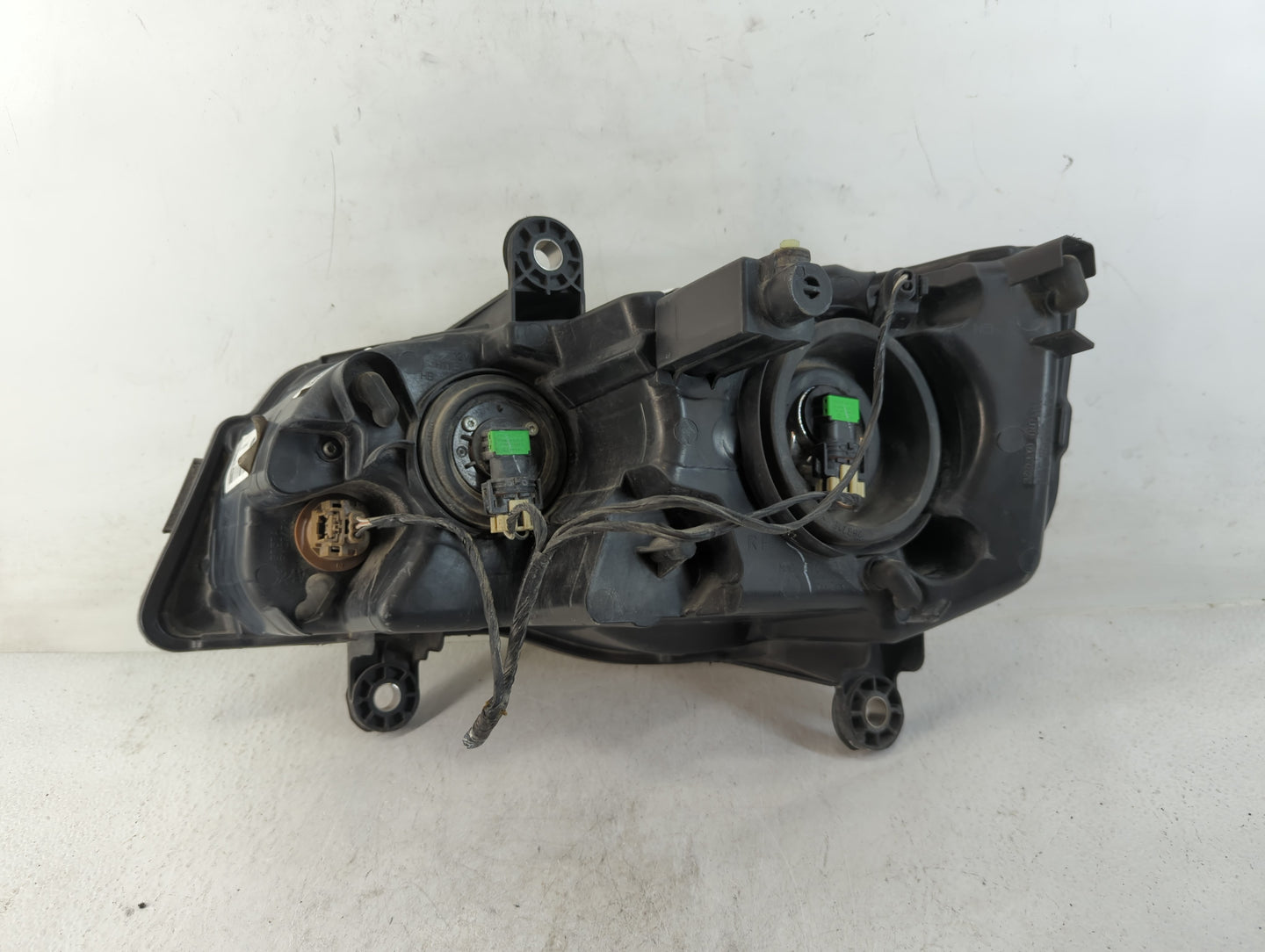 Dodge Caravan Passenger Right Oem Head Light Headlight Lamp - Oemusedautoparts1.com