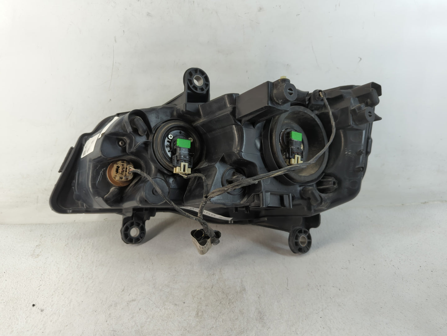 Dodge Caravan Passenger Right Oem Head Light Headlight Lamp - Oemusedautoparts1.com