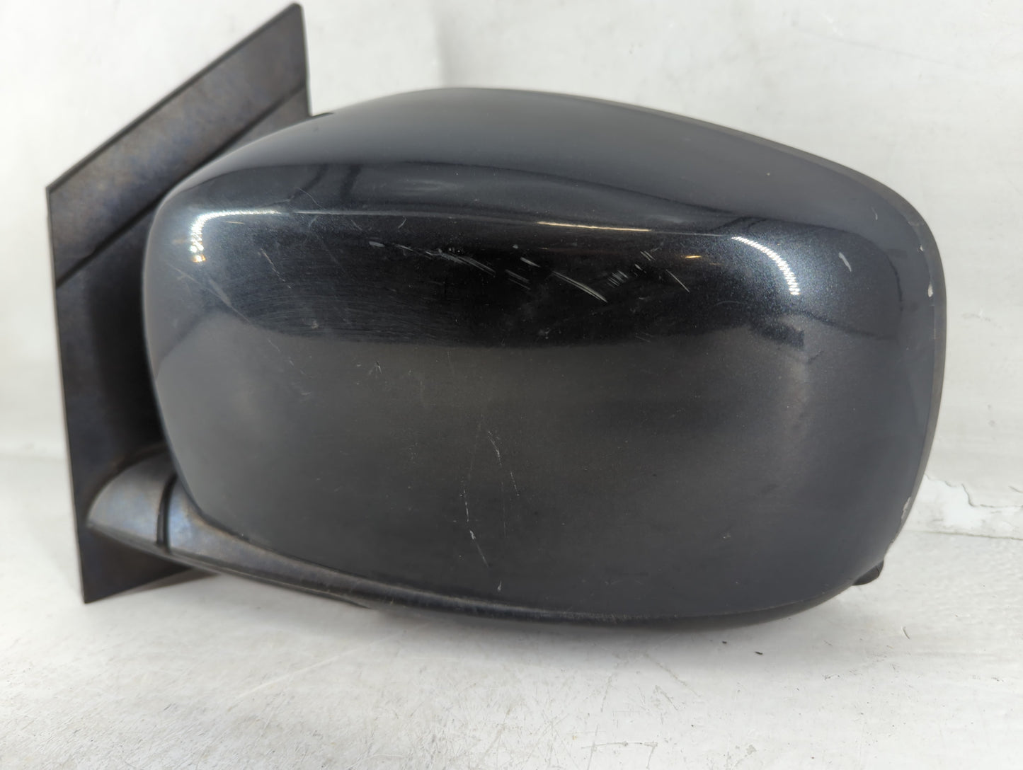 2014 Dodge Caravan Driver Side View Mirror - Left Door Mirror OEM Used - Oemusedautoparts1.com