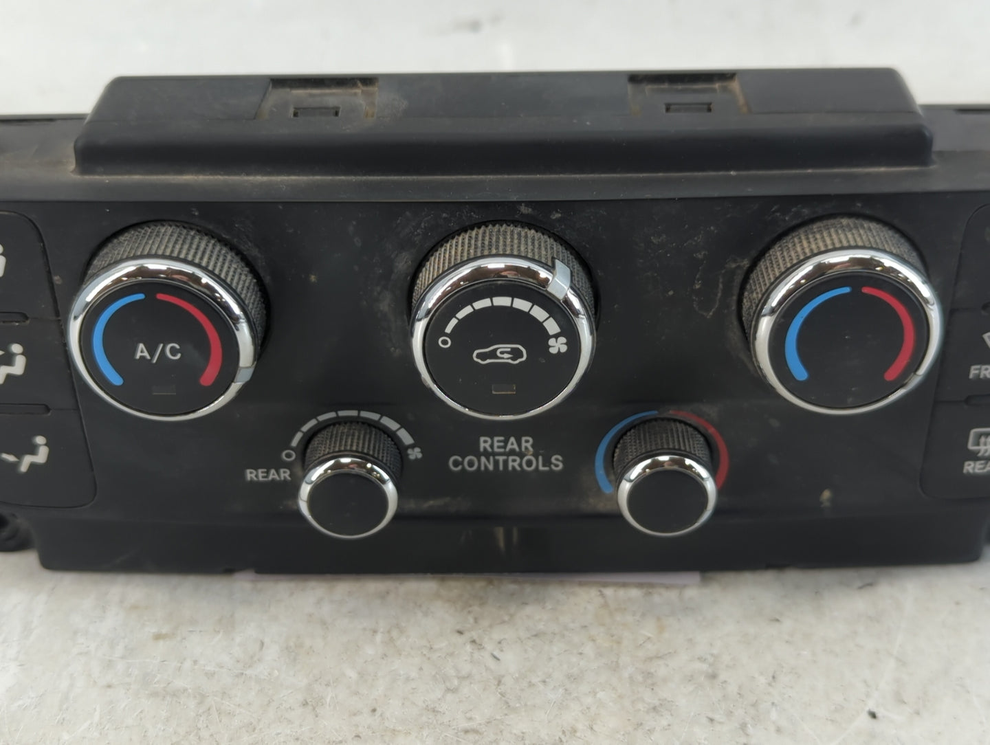 2014 Dodge Caravan Climate Control Module Temperature AC/Heater Replacement P/N:P55111240AF Fits OEM Used Auto Parts - Oemus