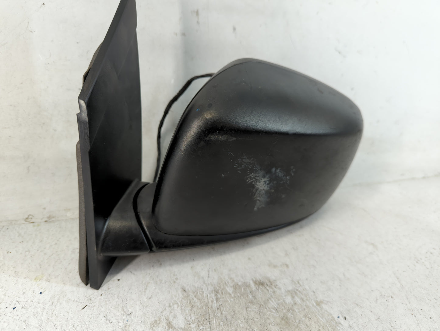 2014 Dodge Caravan Driver Side View Mirror - Left Door Mirror OEM Used - Oemusedautoparts1.com