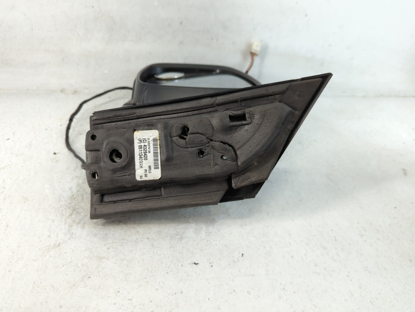 2014 Dodge Caravan Driver Side View Mirror - Left Door Mirror OEM Used - Oemusedautoparts1.com