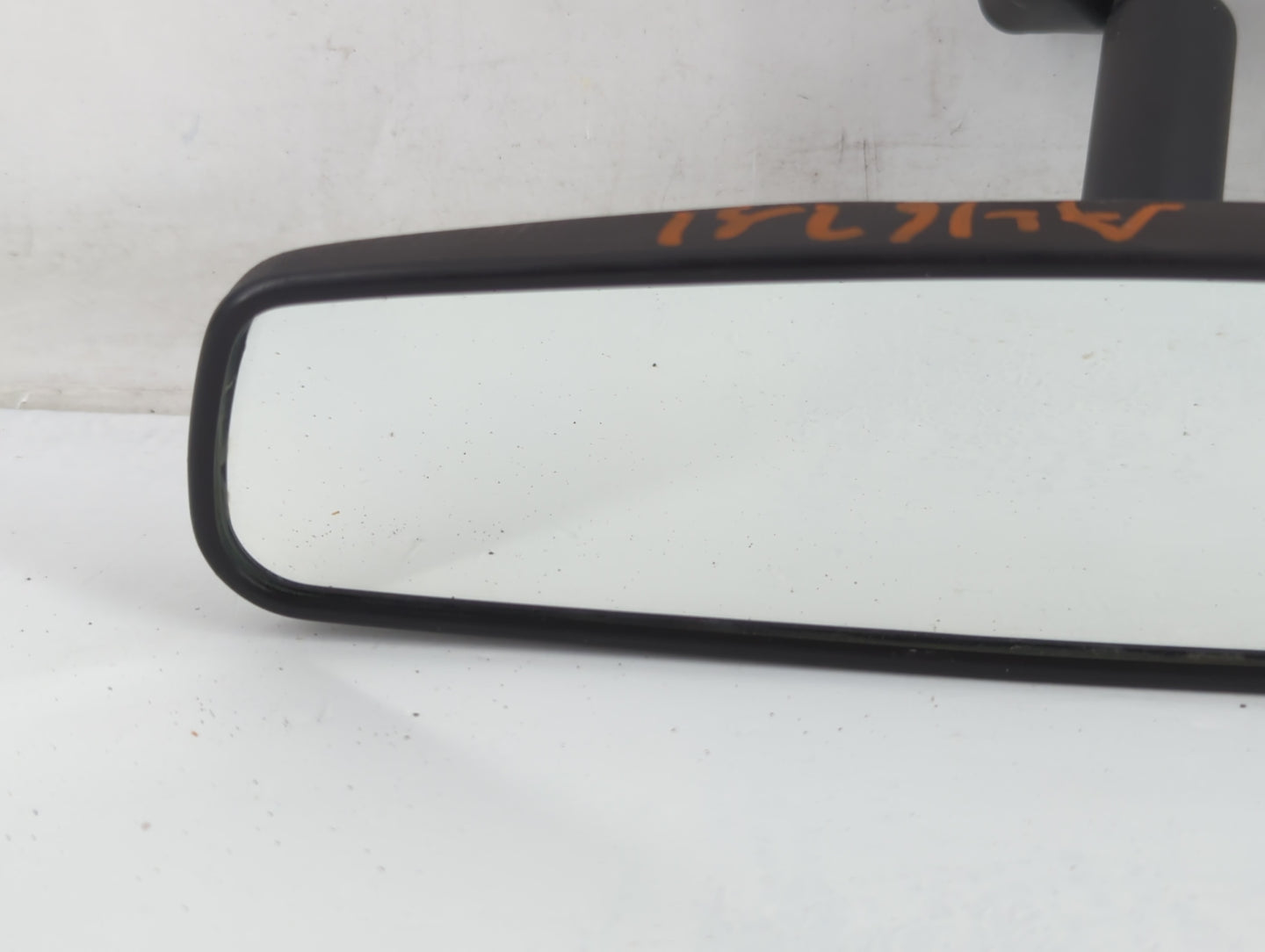 2014 Dodge Caravan Interior Rear View Mirror Replacement OEM P/N:E8011083 Fits OEM Used Auto Parts - Oemusedautoparts1.com