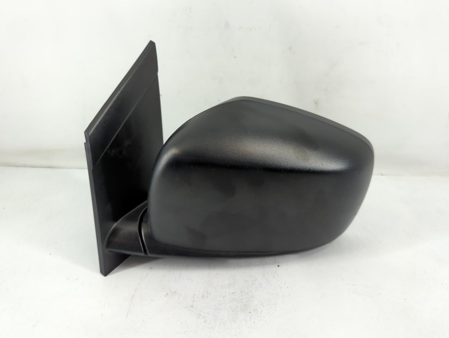 2014 Dodge Caravan Driver Side View Mirror - Left Door Mirror OEM Used - Oemusedautoparts1.com