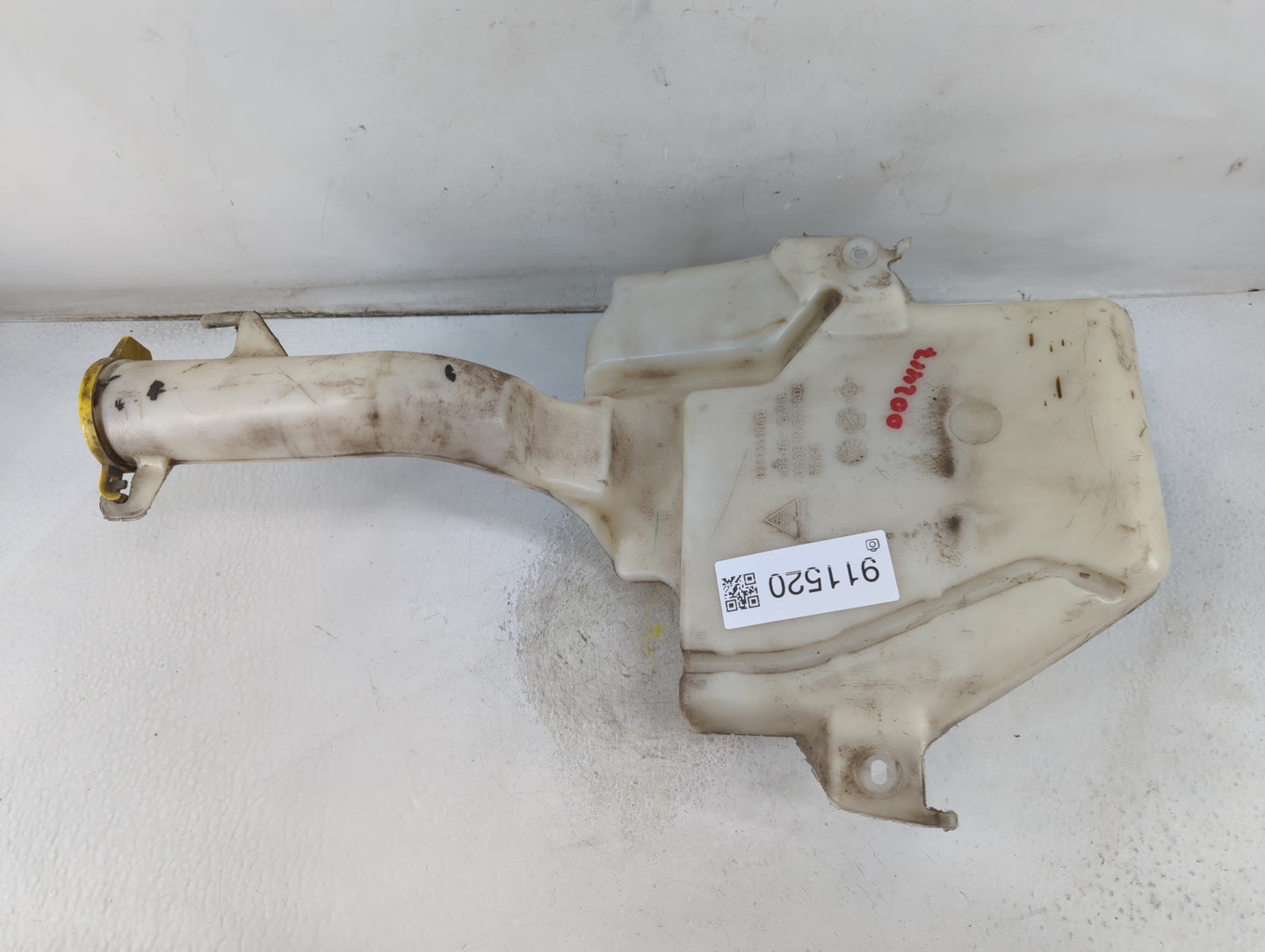Dodge Caravan Windshield Washer Fluid Reservoir Bottle Oem - Oemusedautoparts1.com