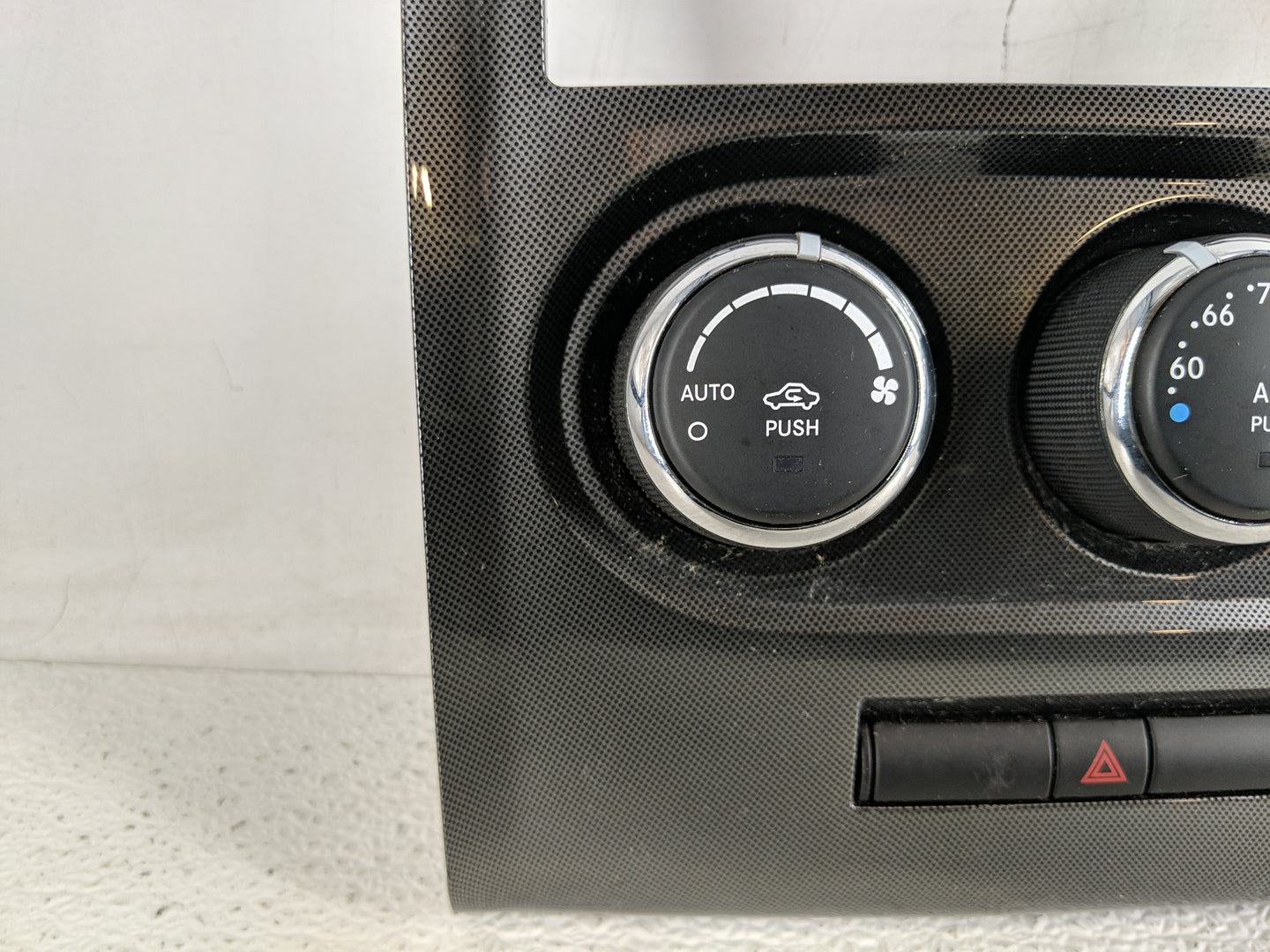 2011-2014 Dodge Challenger Climate Control Module Temperature AC/Heater Replacement P/N:P68194005AB Fits Fits 2011 2012 2013