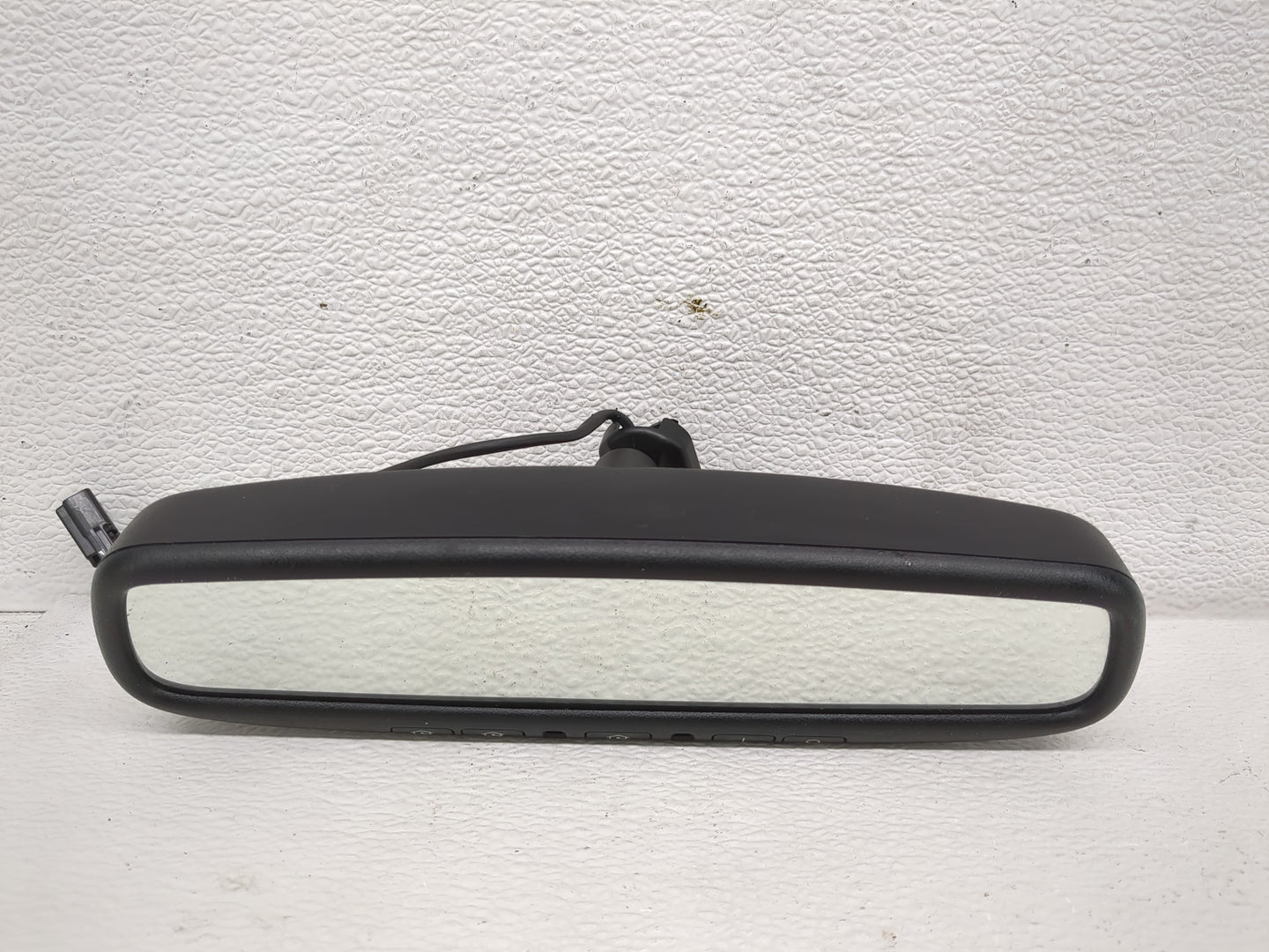 2012-2014 Dodge Challenger Interior Rear View Mirror Replacement OEM P/N:E11026130 Fits Fits 2012 2013 2014 OEM Used Auto Pa