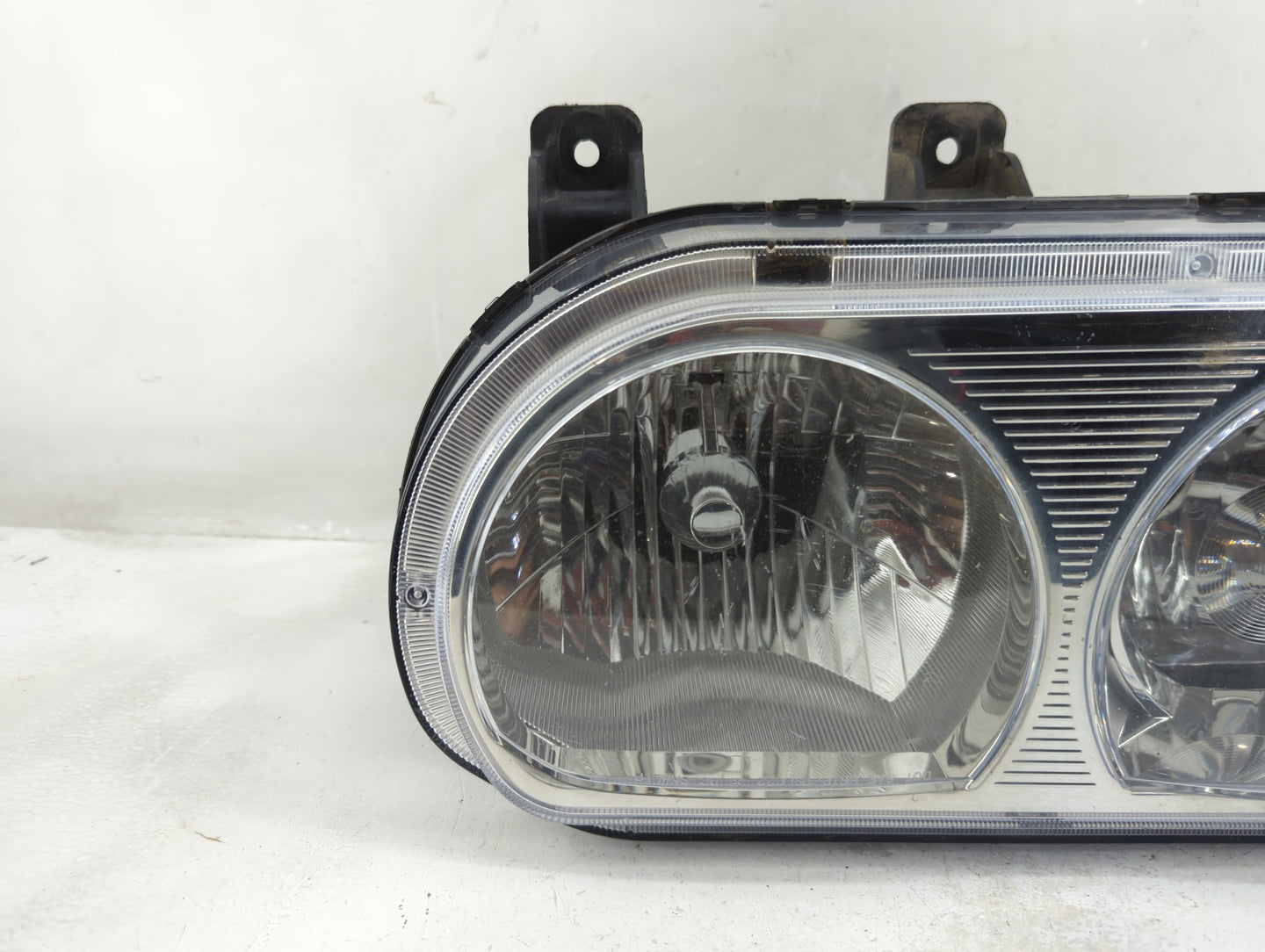 2008-2014 Dodge Challenger Driver Left Oem Head Light Headlight Lamp - Oemusedautoparts1.com