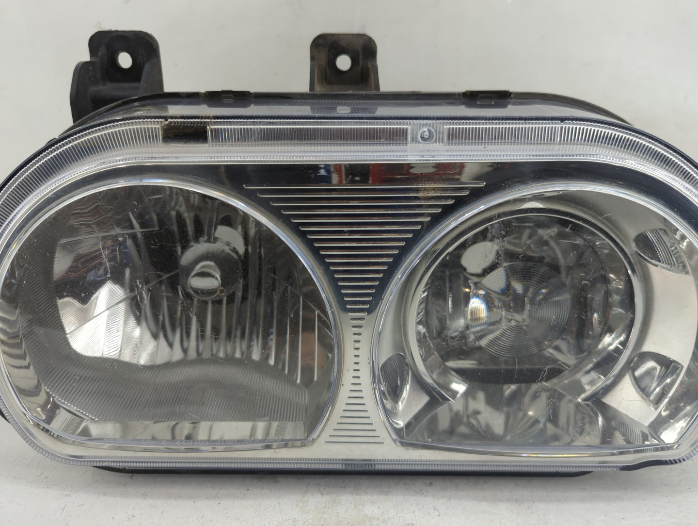 2008-2014 Dodge Challenger Driver Left Oem Head Light Headlight Lamp - Oemusedautoparts1.com