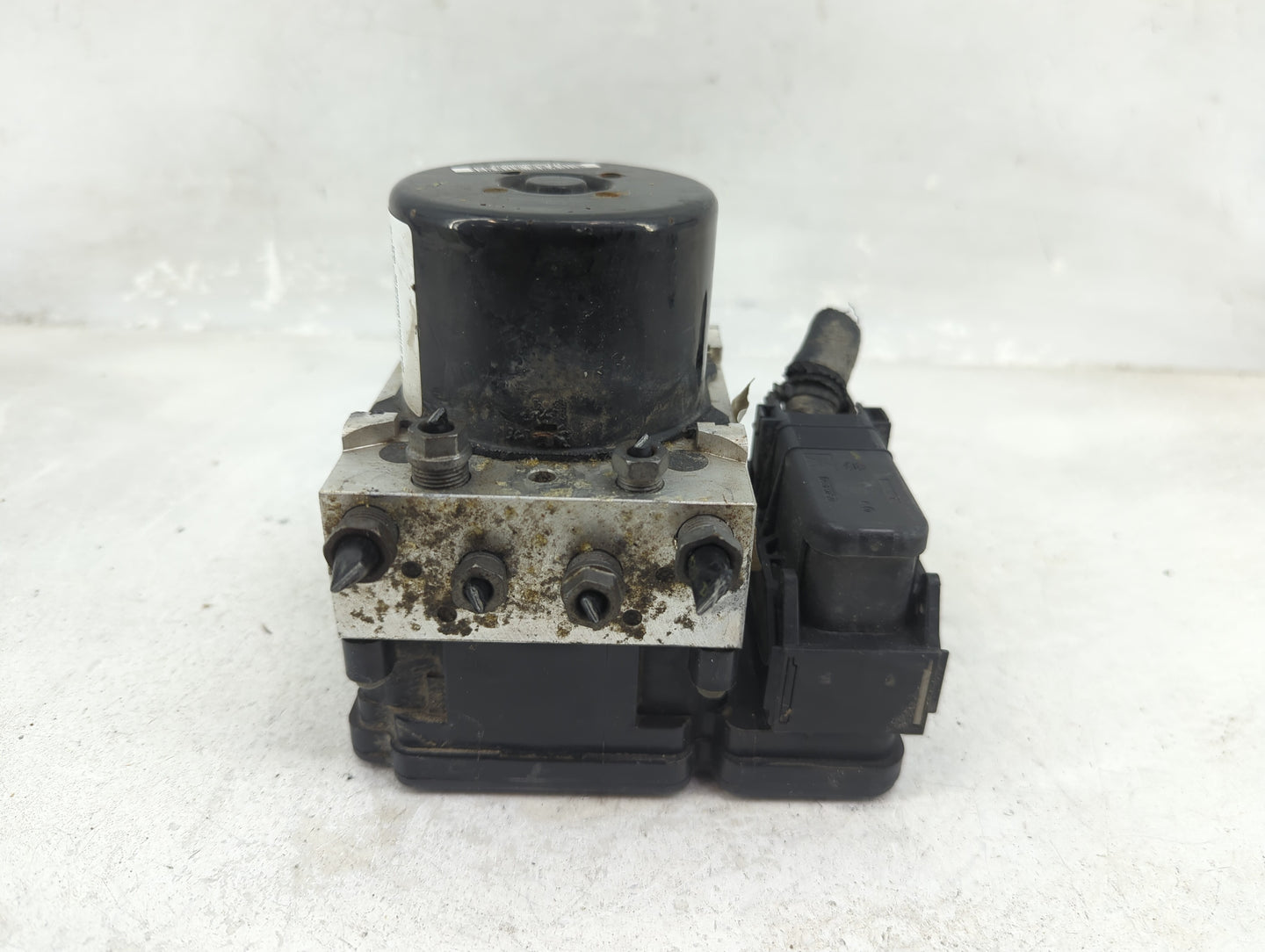 2013-2014 Dodge Challenger ABS Pump Control Module Replacement Fits Fits 2013 2014 OEM Used Auto Parts - Oemusedautoparts1.c
