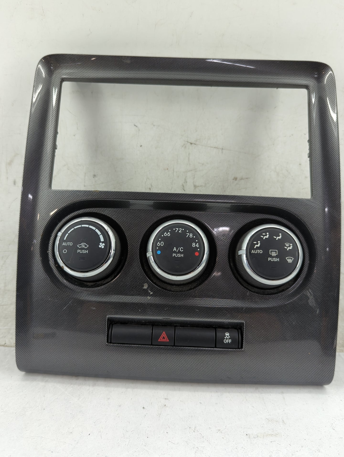 2011-2014 Dodge Challenger Climate Control Module Temperature AC/Heater Replacement P/N:P68194005AB Fits Fits 2011 2012 2013