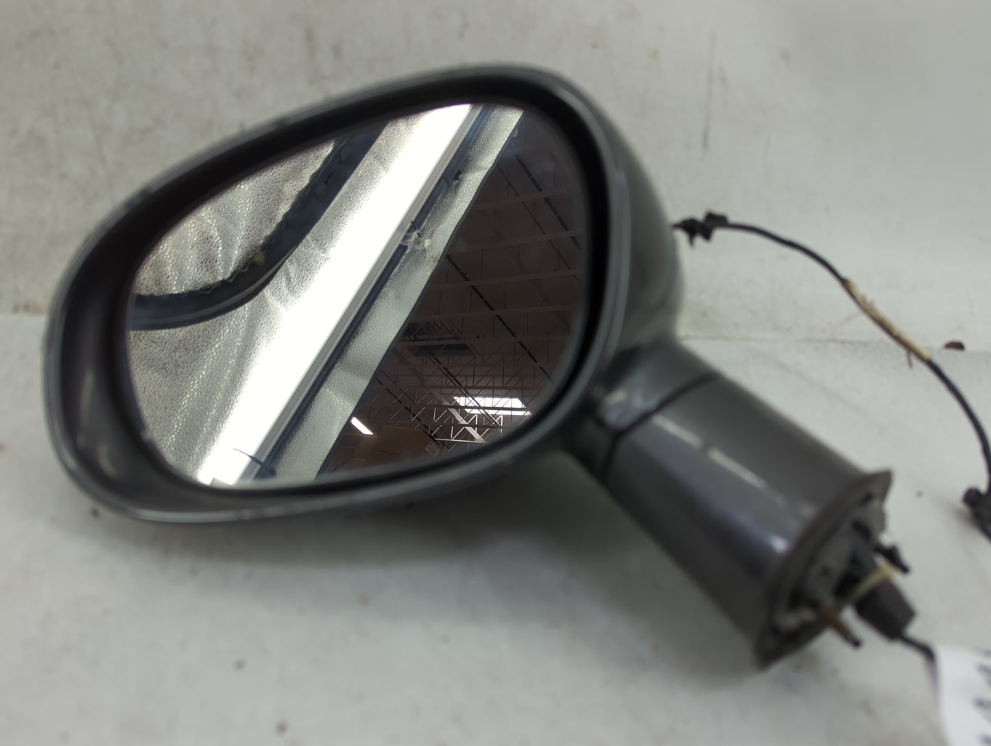 2014 Dodge Challenger Driver Side View Mirror - Left Door Mirror OEM Used - Oemusedautoparts1.com