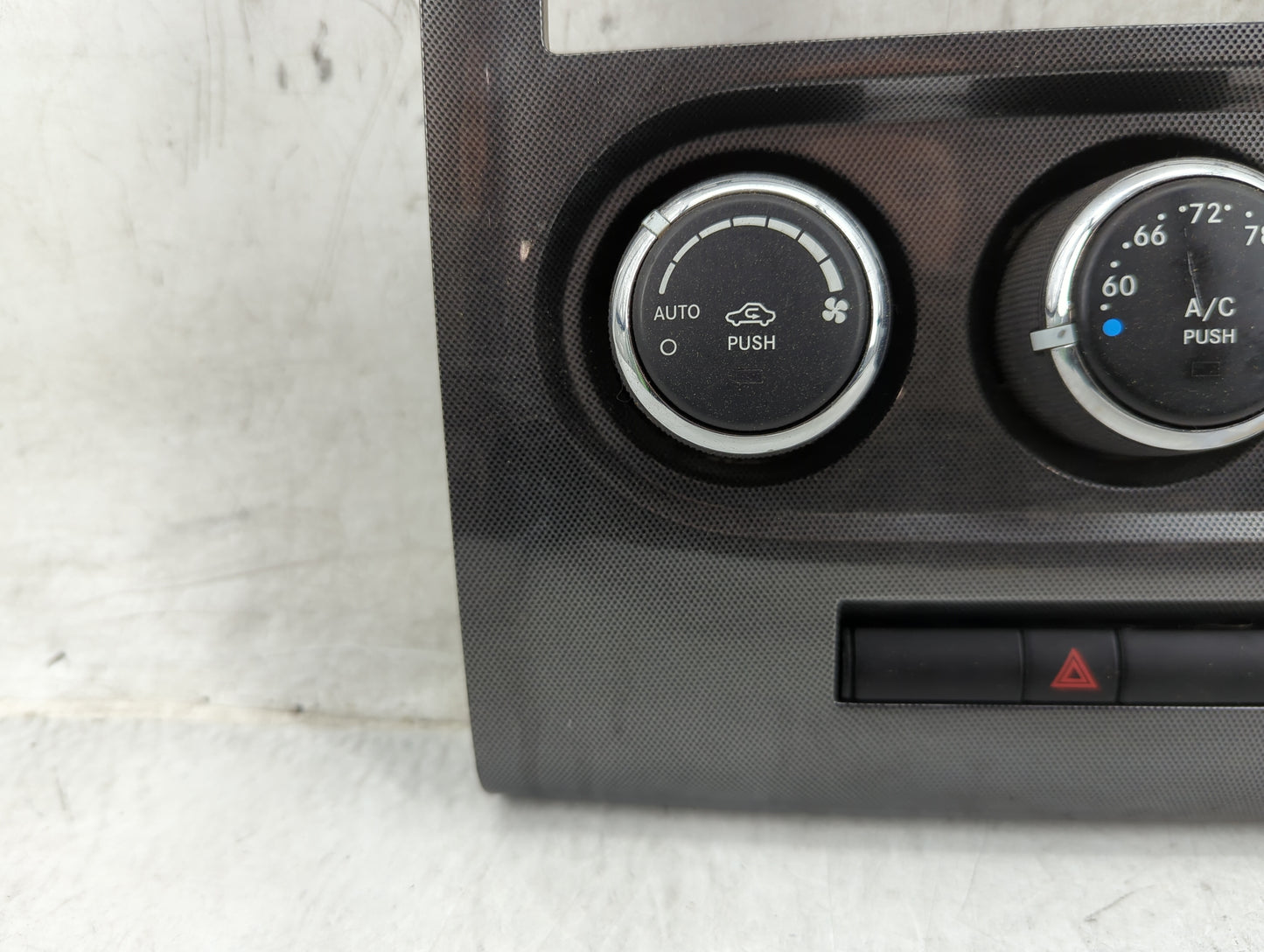 2011-2014 Dodge Challenger Climate Control Module Temperature AC/Heater Replacement P/N:P68194005AC Fits Fits 2011 2012 2013